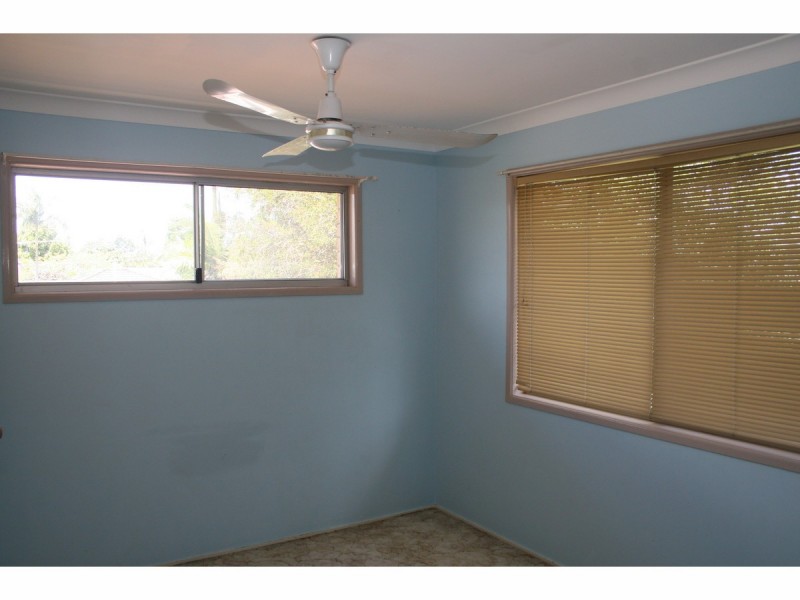 41 Peverell Street, Hillcrest QLD 4118