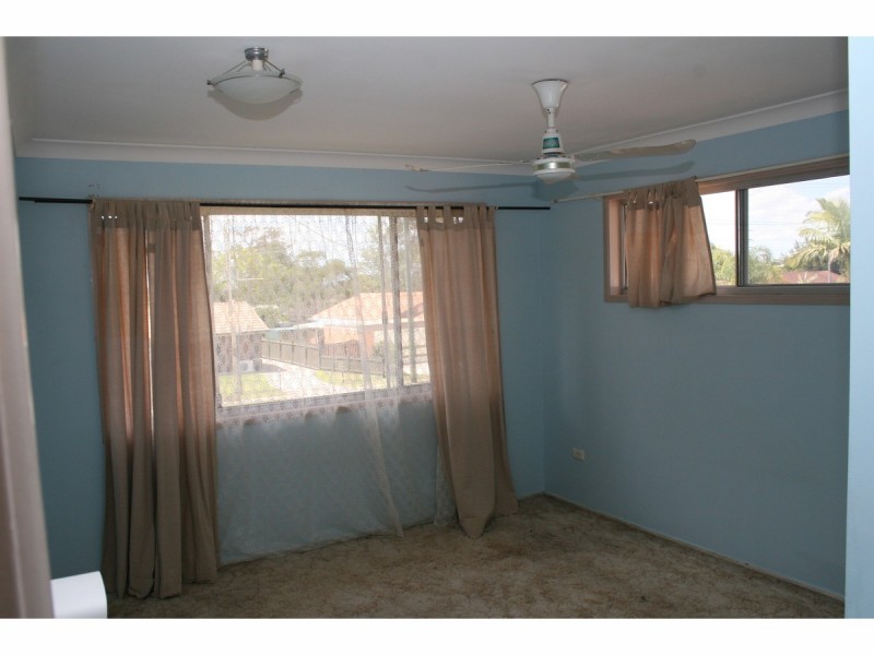 41 Peverell Street, Hillcrest QLD 4118