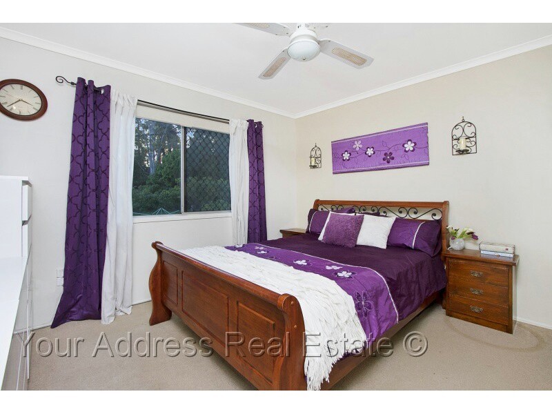22 Green Road, Regents Park QLD 4118