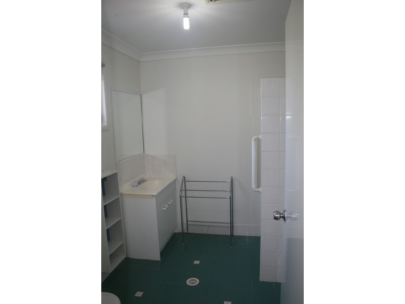 2,7 Sussex Street, Browns Plains QLD 4118