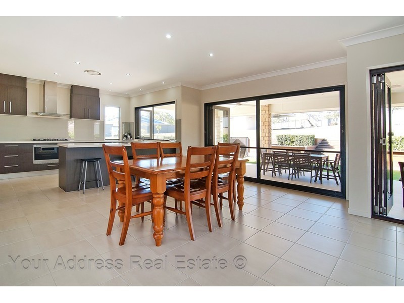 15-23 Bradley Court, Greenbank QLD 4124
