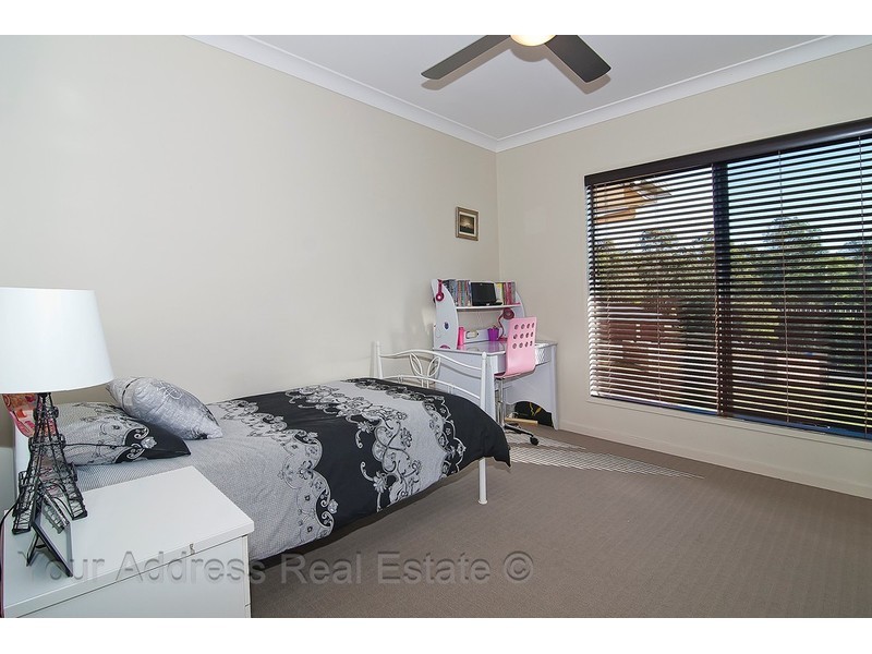15-23 Bradley Court, Greenbank QLD 4124
