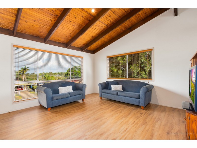 4 Topham Court, Hillcrest QLD 4118