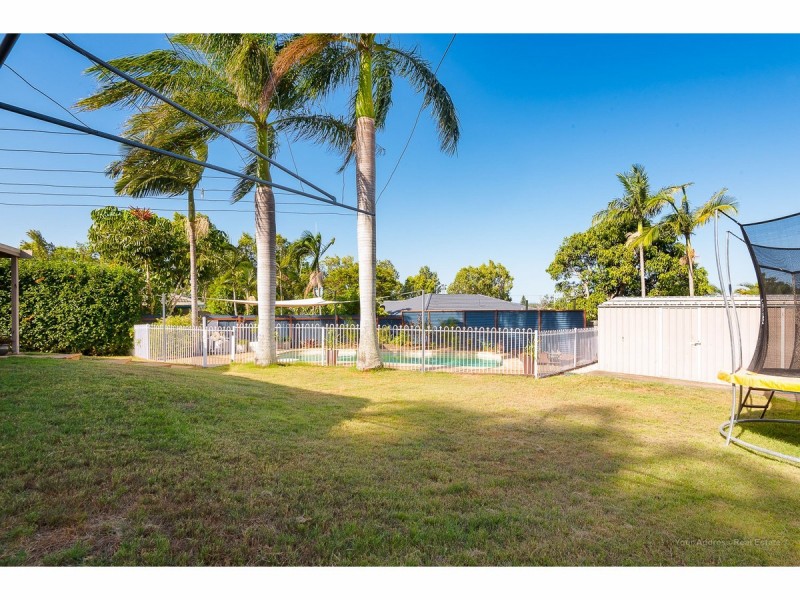 4 Lyra Court, Regents Park QLD 4118