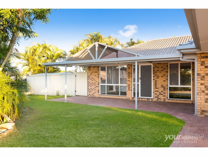 70 Bottlebrush Drive, Regents Park QLD 4118