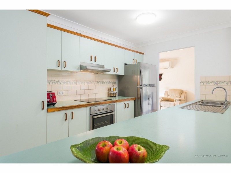 6 Silkyoak Court, Regents Park QLD 4118