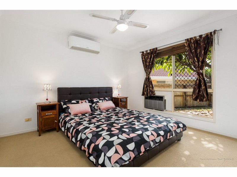 6 Silkyoak Court, Regents Park QLD 4118