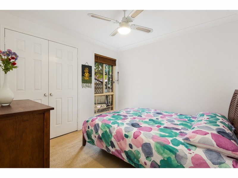 6 Silkyoak Court, Regents Park QLD 4118