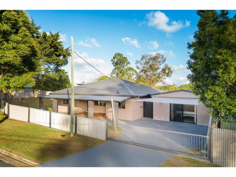 1 Grand Central Court, Boronia Heights QLD 4124