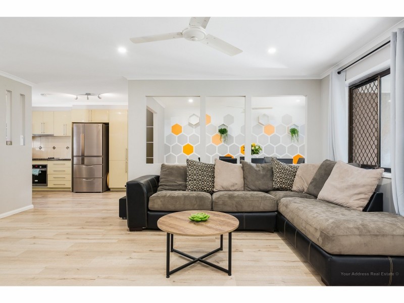 1 Grand Central Court, Boronia Heights QLD 4124