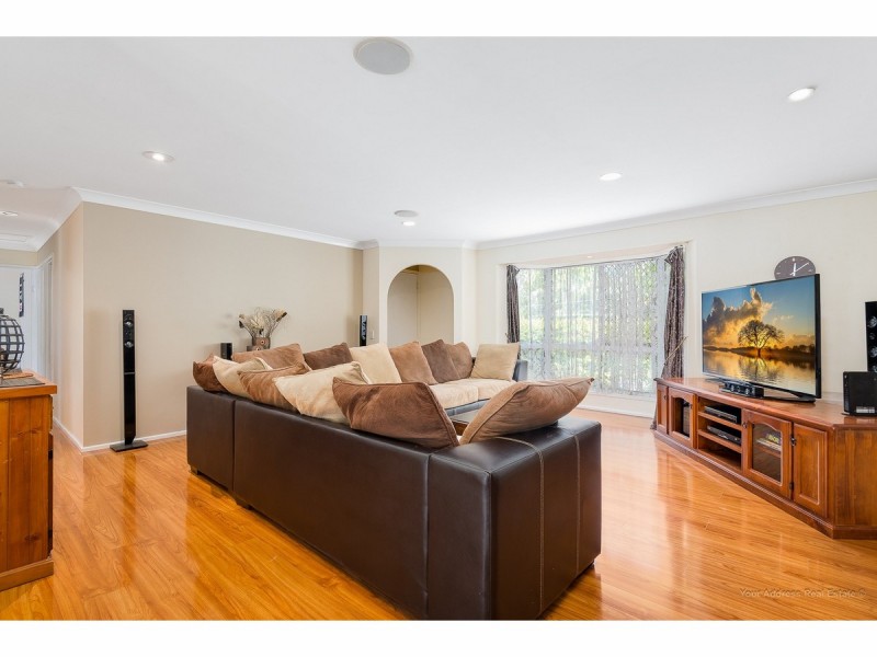 3 Liana Court, Regents Park QLD 4118