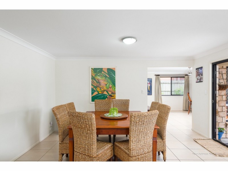 15 Crescendo Place, Crestmead QLD 4132