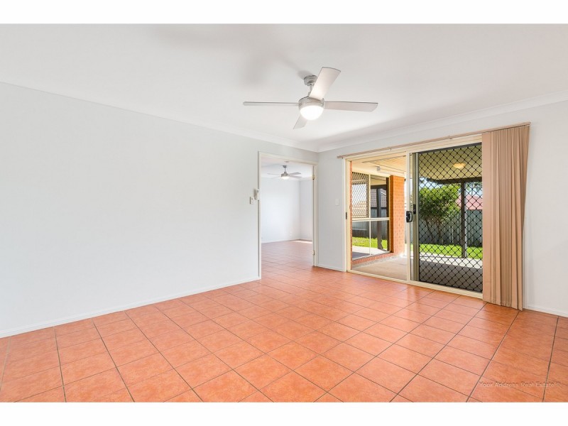 3 Wisteria Drive, Regents Park QLD 4118