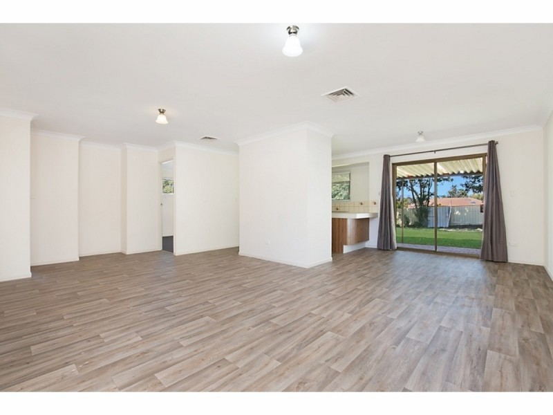 27 Parklands Drive, Boronia Heights QLD 4124