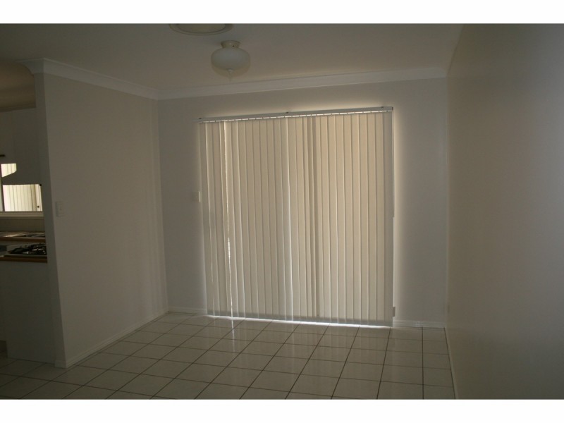 10 Carlos Street, Hillcrest QLD 4118