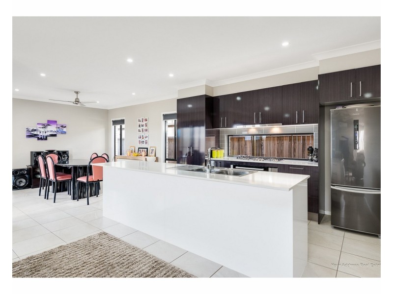 7 Howard Street, Yarrabilba QLD 4207