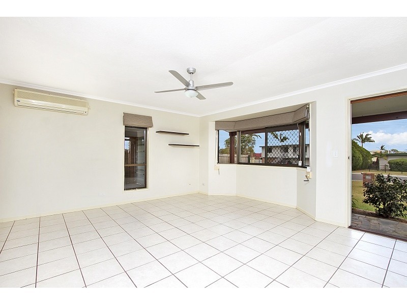 15 Oakdale Street, Browns Plains QLD 4118