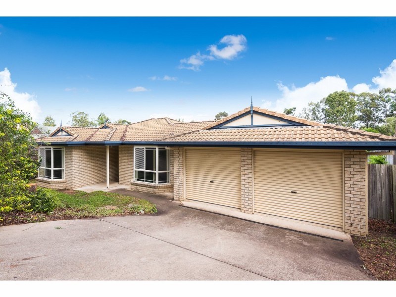 8 Paterson Place, Forest Lake QLD 4078