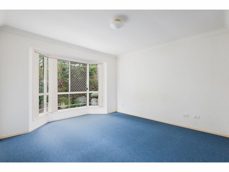 8 Paterson Place, Forest Lake QLD 4078