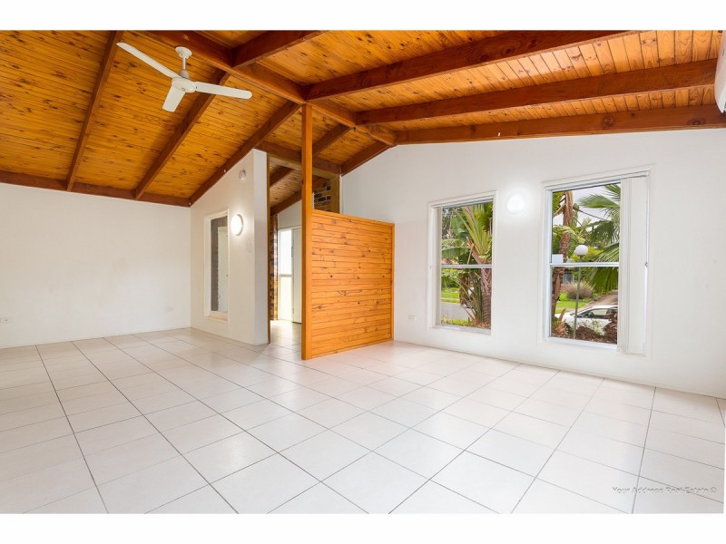 65 Estramina Road, Regents Park QLD 4118