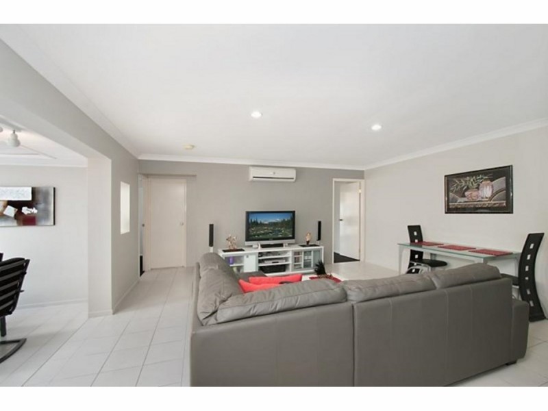 2/23 Kay Court, Ormeau QLD 4208