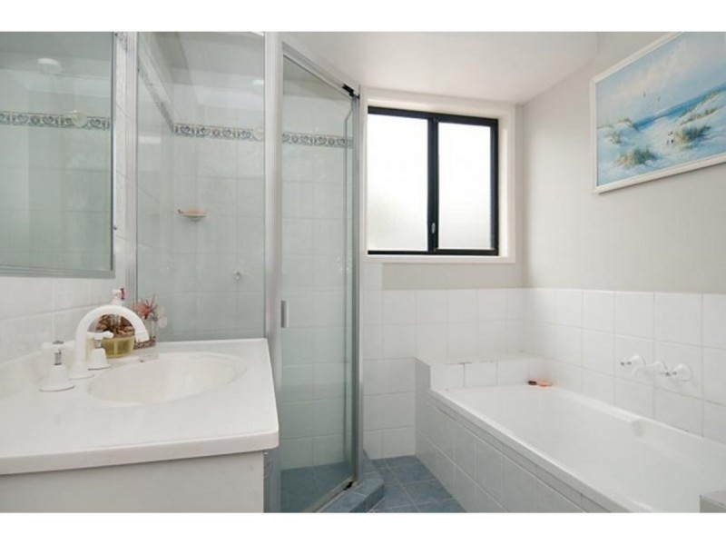 2/23 Kay Court, Ormeau QLD 4208