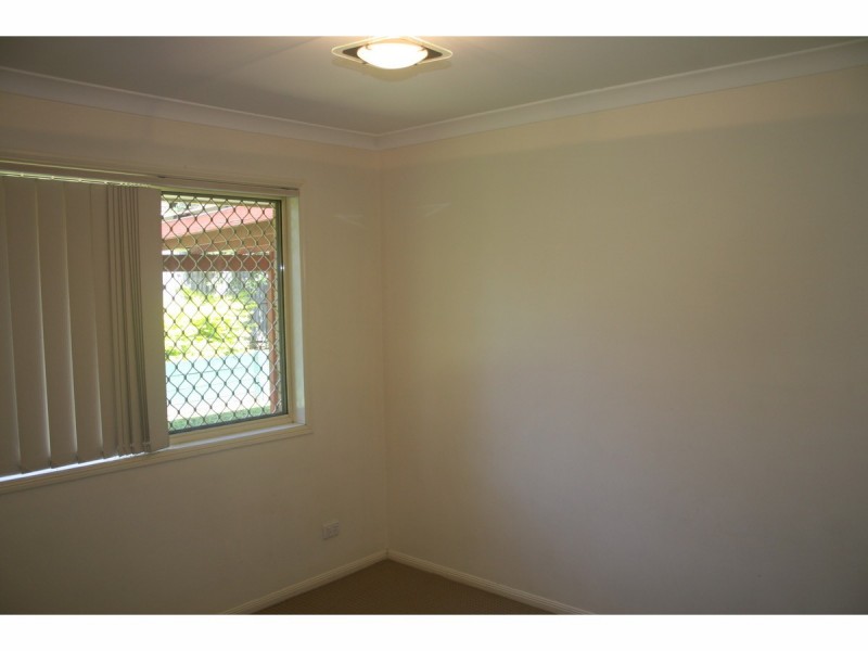 5 Regal Drive, Regents Park QLD 4118