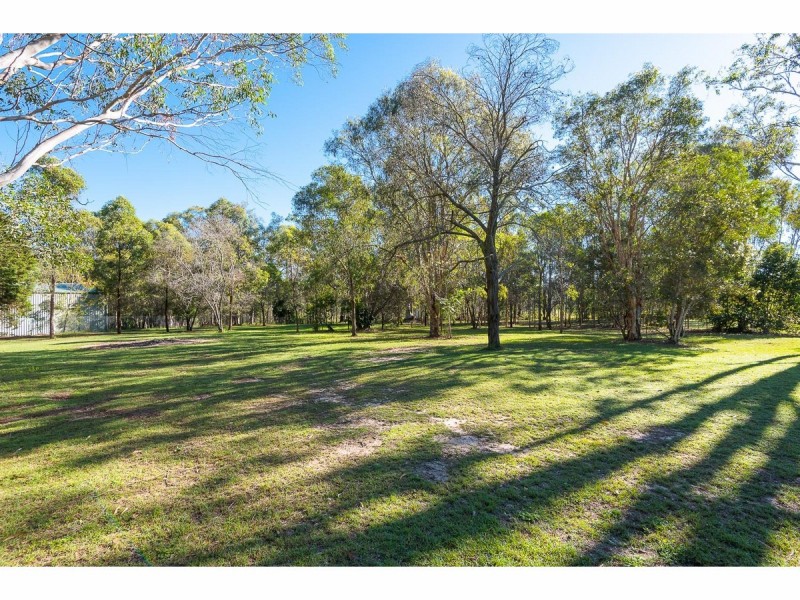 128 Talinga Drive, Park Ridge QLD 4125