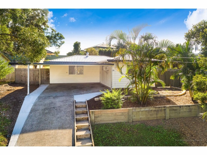 29 Strathallen Drive, Boronia Heights QLD 4124