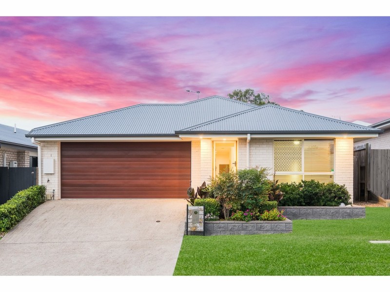 30 Malachite Drive, Logan Reserve QLD 4133