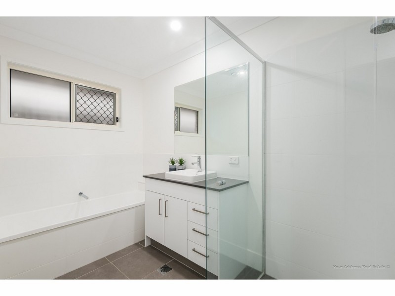 30 Malachite Drive, Logan Reserve QLD 4133