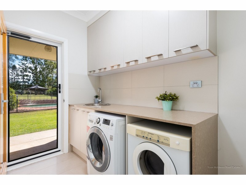 47-49 Thylungra Road, Park Ridge South QLD 4125