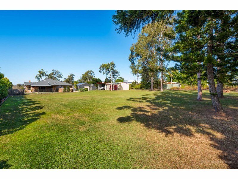 47-49 Thylungra Road, Park Ridge South QLD 4125