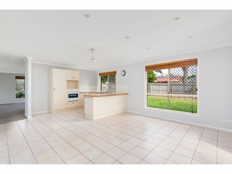 37 Diamantina Street, Hillcrest QLD 4118