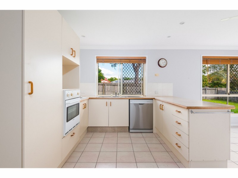 37 Diamantina Street, Hillcrest QLD 4118