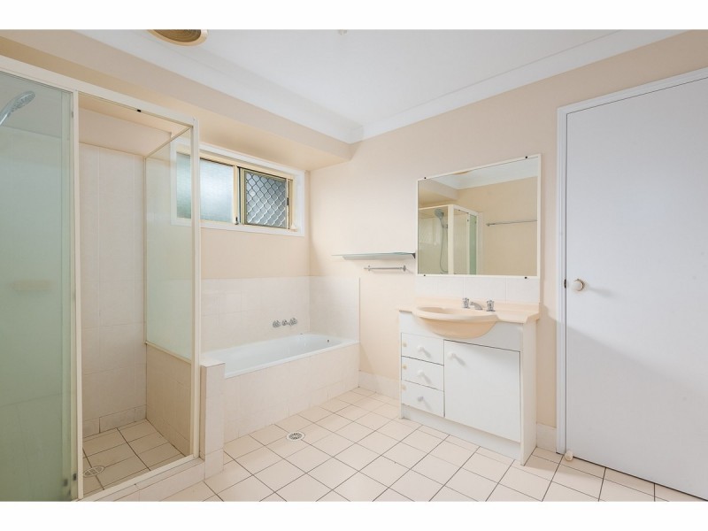 37 Diamantina Street, Hillcrest QLD 4118