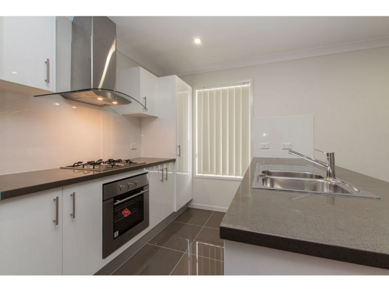 65 Willow Rise Drive, Waterford QLD 4133