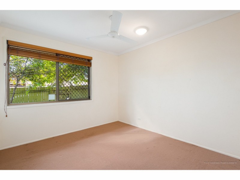 28 Kidd Street, Robertson QLD 4109