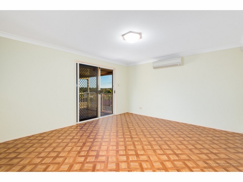 16 Standford Place, Regents Park QLD 4118