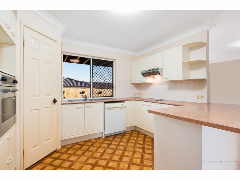 16 Standford Place, Regents Park QLD 4118