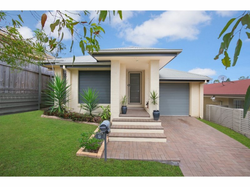 7 Bindarri Close, Waterford QLD 4133