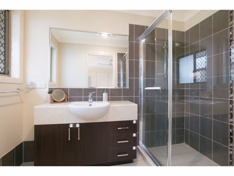 7 Bindarri Close, Waterford QLD 4133