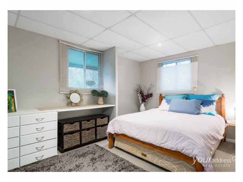 56 Centaurus Crescent, Regents Park QLD 4118