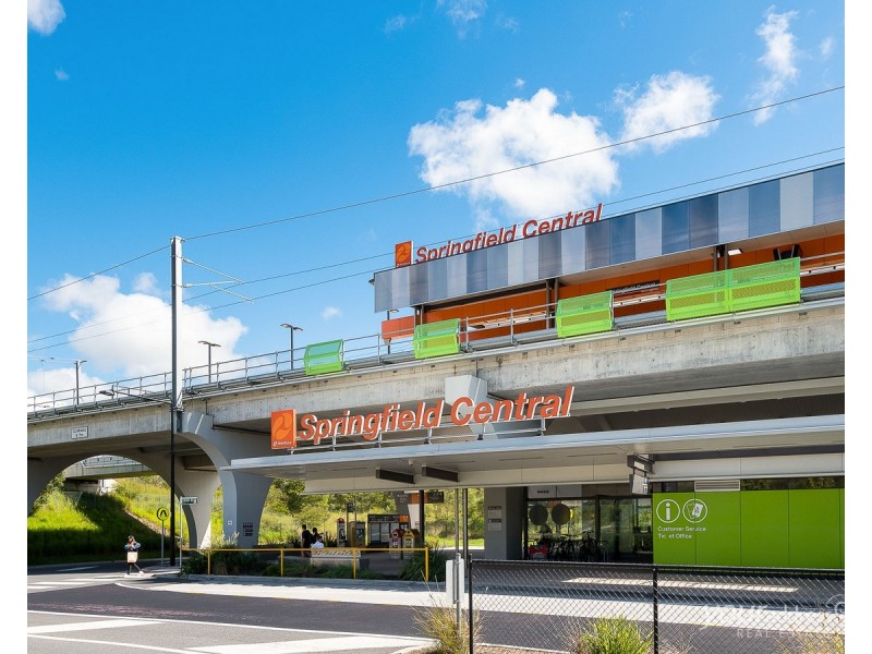 121 Brookwater Drive, Brookwater QLD 4300