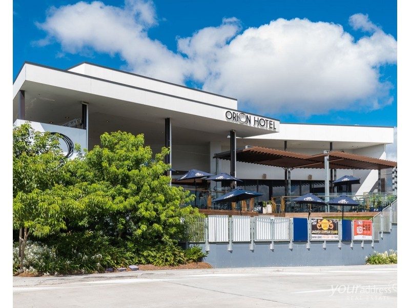 121 Brookwater Drive, Brookwater QLD 4300