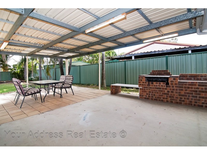 8 Coachwood Street, Crestmead QLD 4132