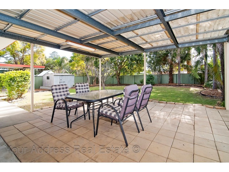8 Coachwood Street, Crestmead QLD 4132