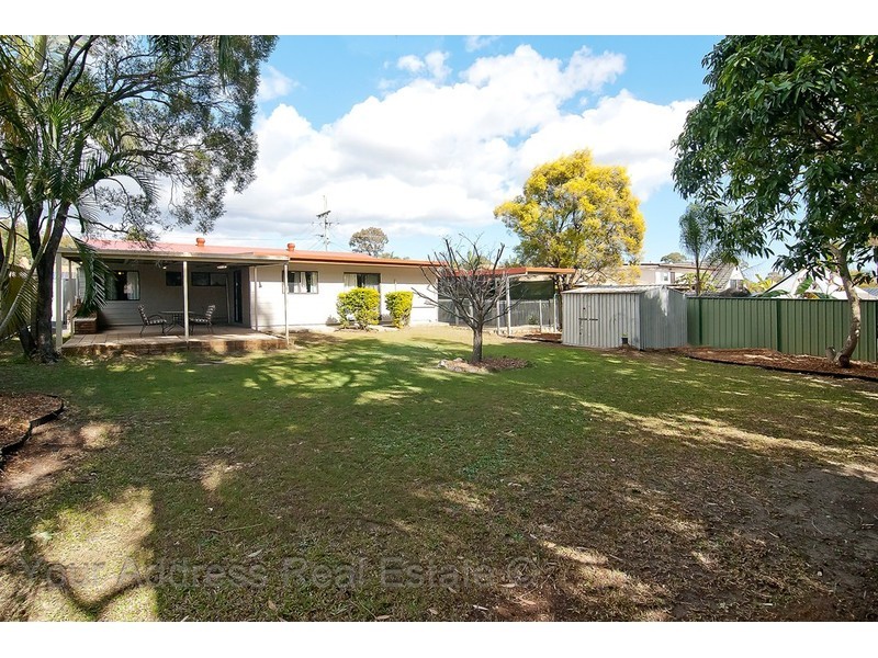 8 Coachwood Street, Crestmead QLD 4132