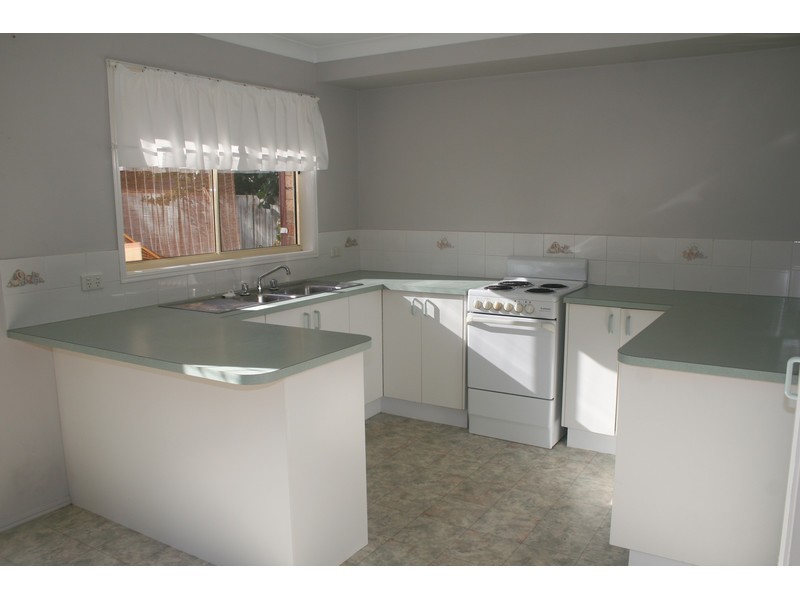 60 Avonmore Street, Edens Landing QLD 4207