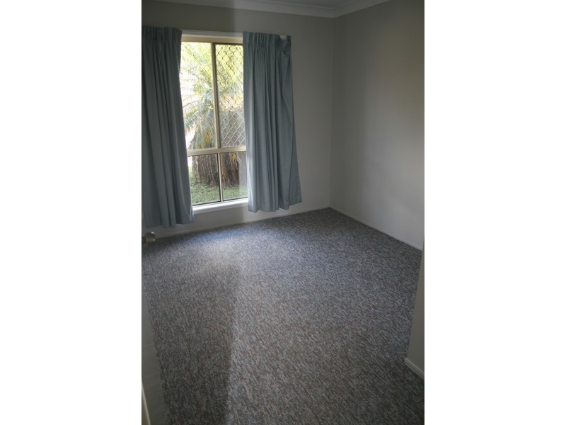 60 Avonmore Street, Edens Landing QLD 4207